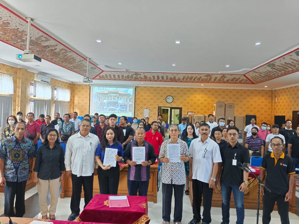 Pelantikan dan Bimtek serentak Pantarlih (Petugas Pemutakhiran Data Pemilih) Desa Dalung